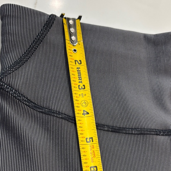 Lululemon Athletica Charcoal Leggings - Picture 13 of 15